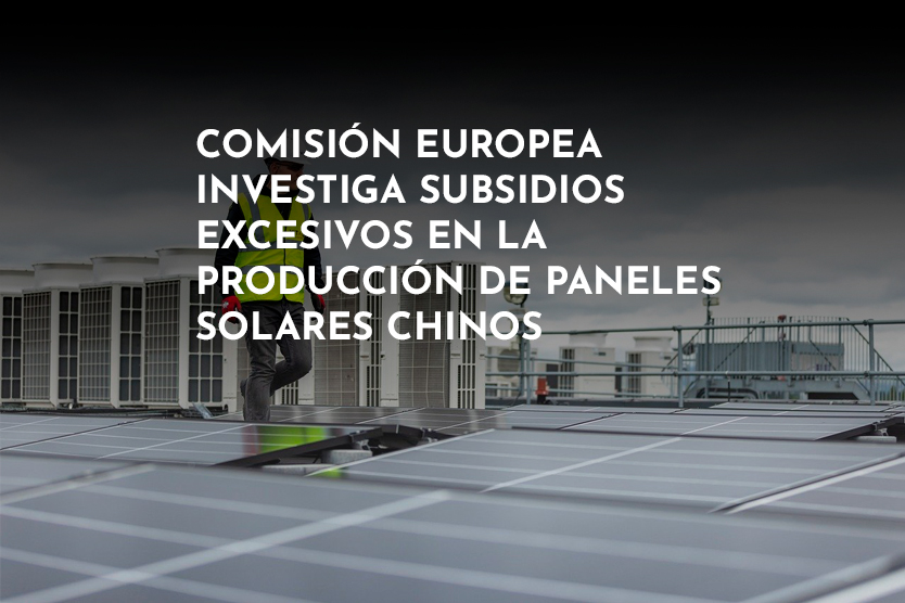 paneles solares sobre techo de edificio instalador